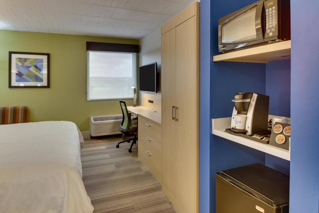 Holiday Inn Express Pittston - Scranton Airport By Ihg Екстериор снимка