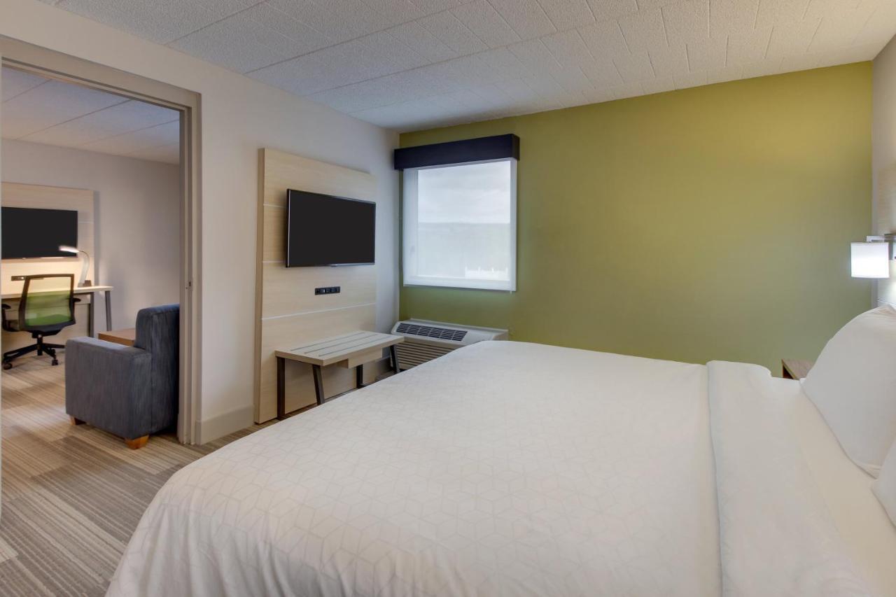 Holiday Inn Express Pittston - Scranton Airport By Ihg Екстериор снимка