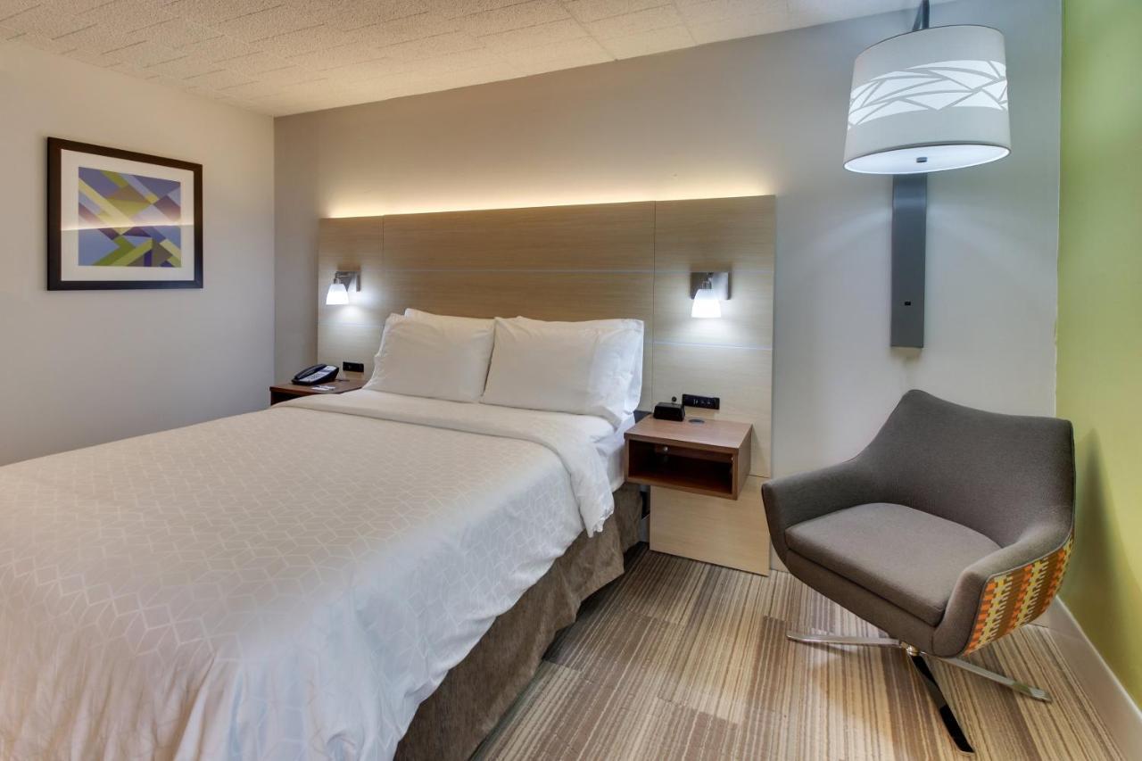Holiday Inn Express Pittston - Scranton Airport By Ihg Екстериор снимка