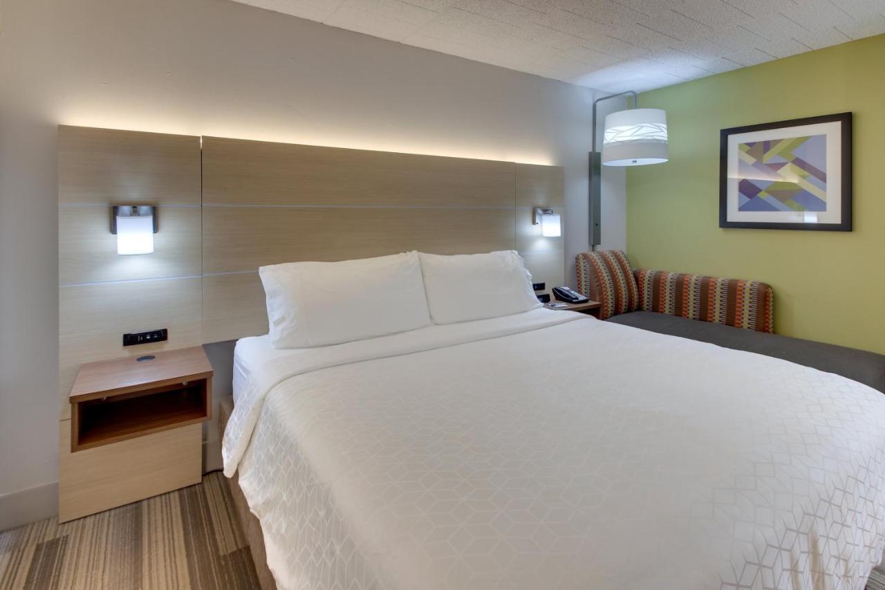 Holiday Inn Express Pittston - Scranton Airport By Ihg Екстериор снимка